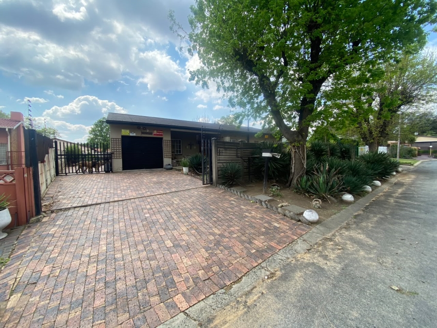 3 Bedroom Property for Sale in Sasolburg Free State
